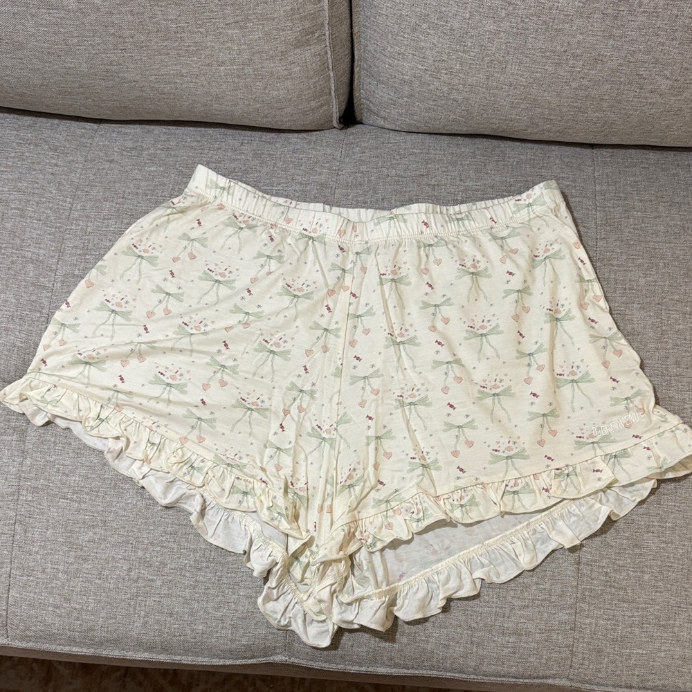 Djerf Avenue Sofia Richie Grainge sleep shorts